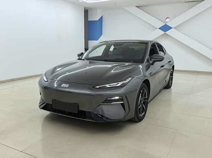 Фото 1 - Geely Galaxy E8