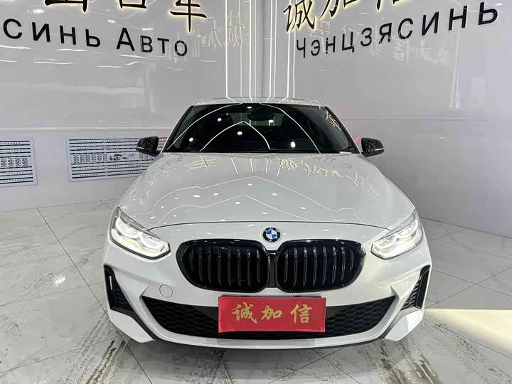 Фото 6 - BMW 1 Series