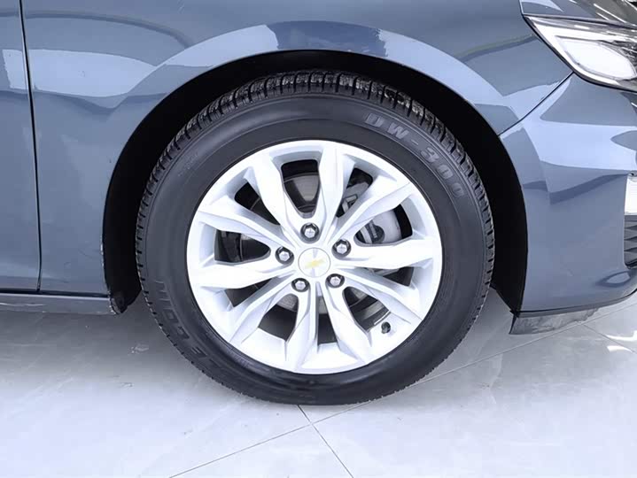 Фото 6 - Chevrolet Malibu XL