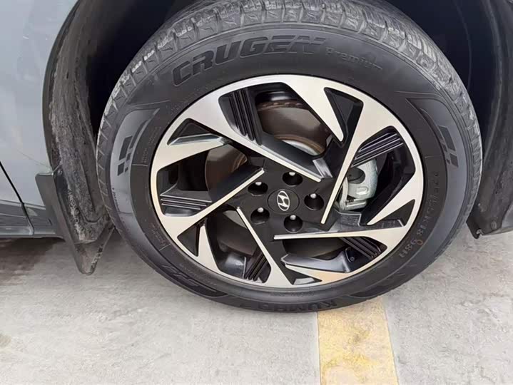 Фото 6 - Hyundai Custo