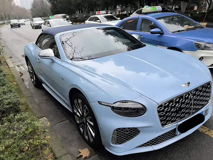 Фото 2 - Bentley Continental GT Hybrid