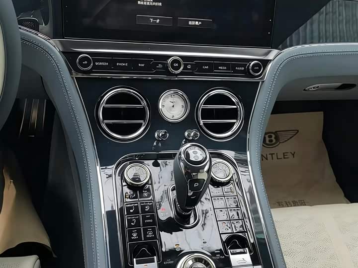 Фото 3 - Bentley Continental GT Hybrid