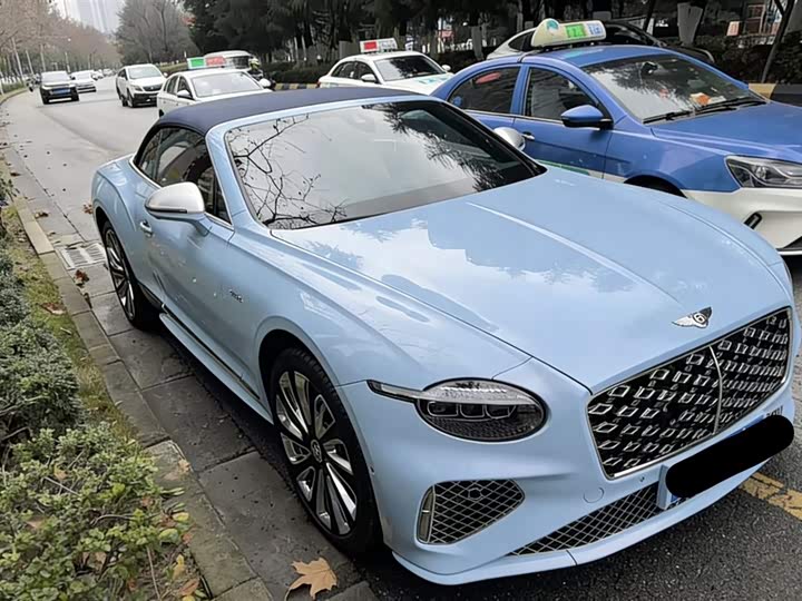 Фото 8 - Bentley Continental GT Hybrid