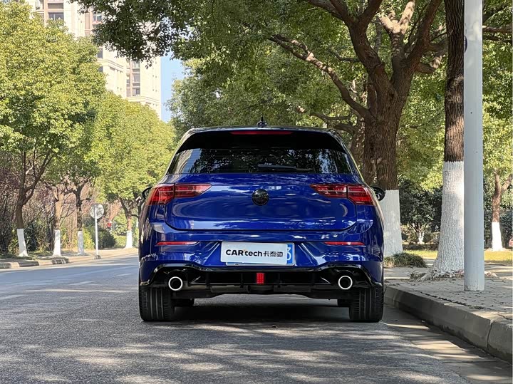 Фото 4 - Volkswagen Golf