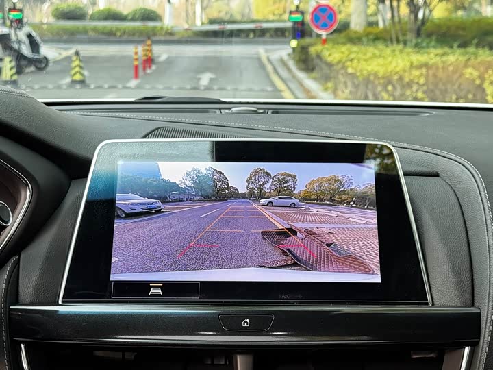 Фото 9 - Cadillac CT5