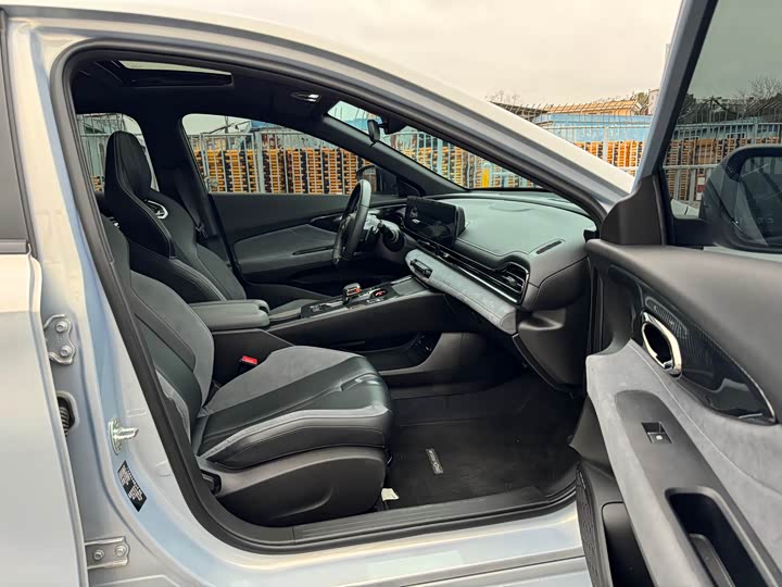 Фото 8 - GAC Trumpchi Empow R