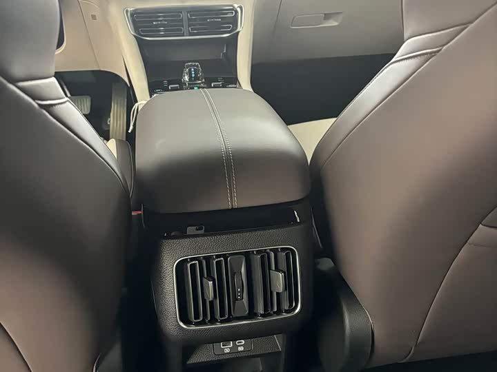 Фото 9 - BYD Song Plus Hybrid/EV