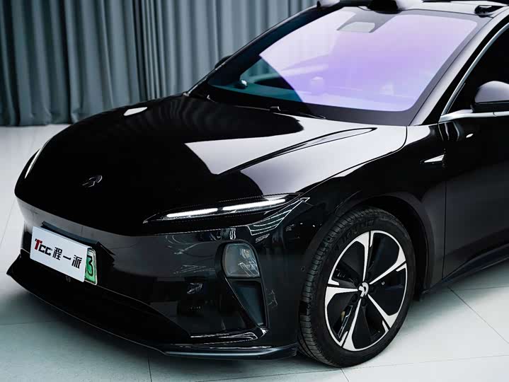 Фото 4 - Nio ET5T