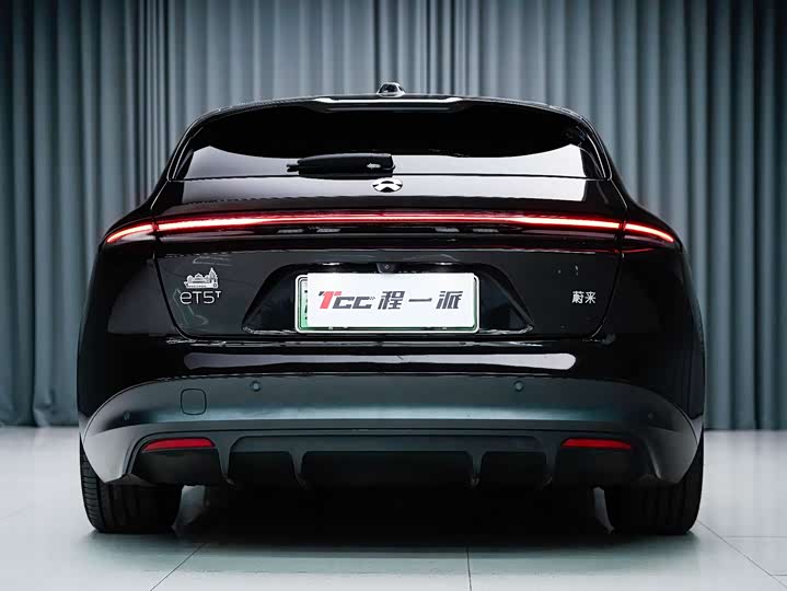 Фото 5 - Nio ET5T