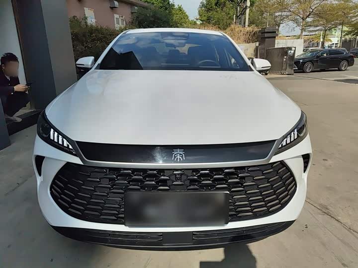 Фото 3 - BYD Qin Plus