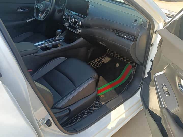 Фото 8 - Nissan Sylphy