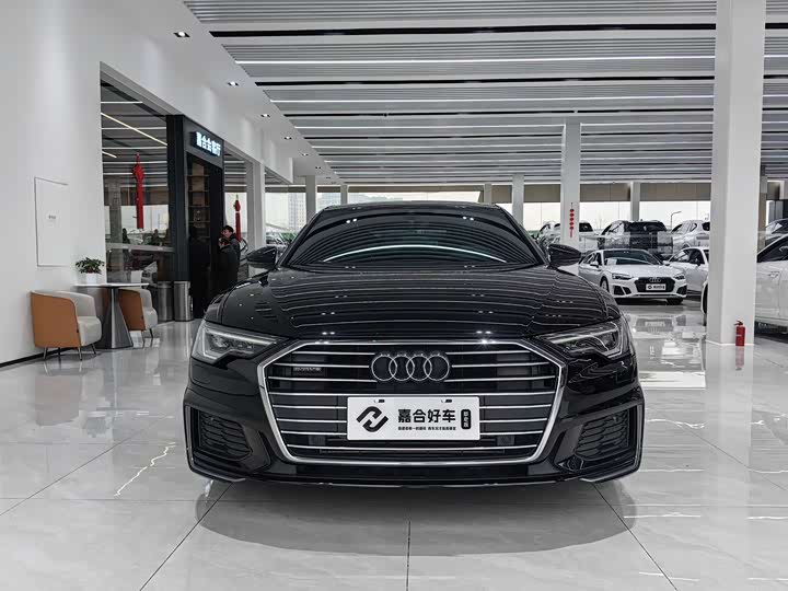 Фото 2 - Audi A6L