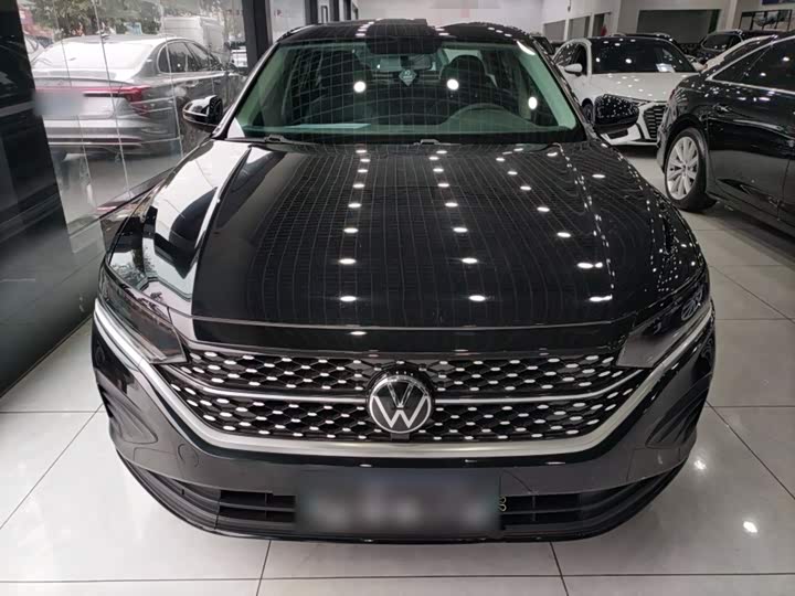 Фото 3 - Volkswagen Passat