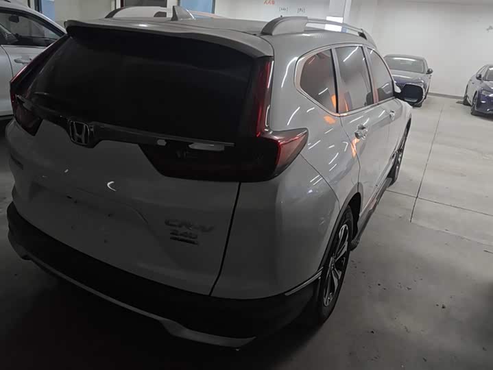 Фото 3 - Honda CR-V