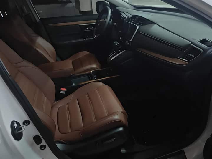 Фото 8 - Honda CR-V