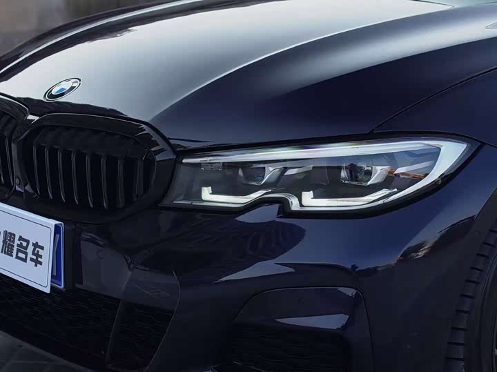 Фото 2 - BMW 3 Series