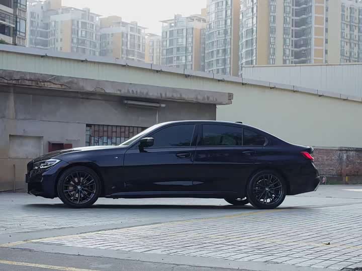 Фото 3 - BMW 3 Series