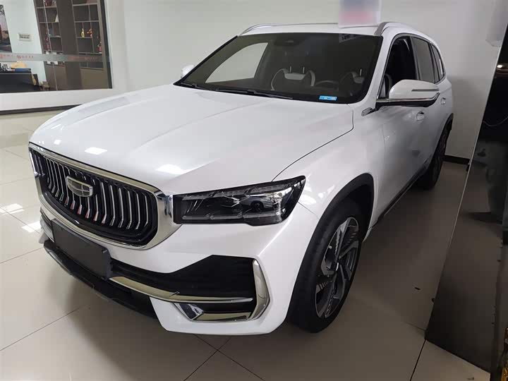 Фото 2 - Geely Monjaro