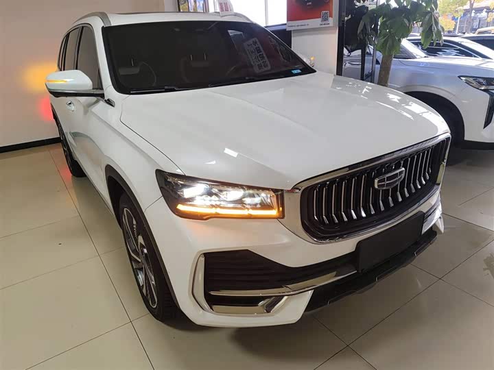 Фото 4 - Geely Monjaro