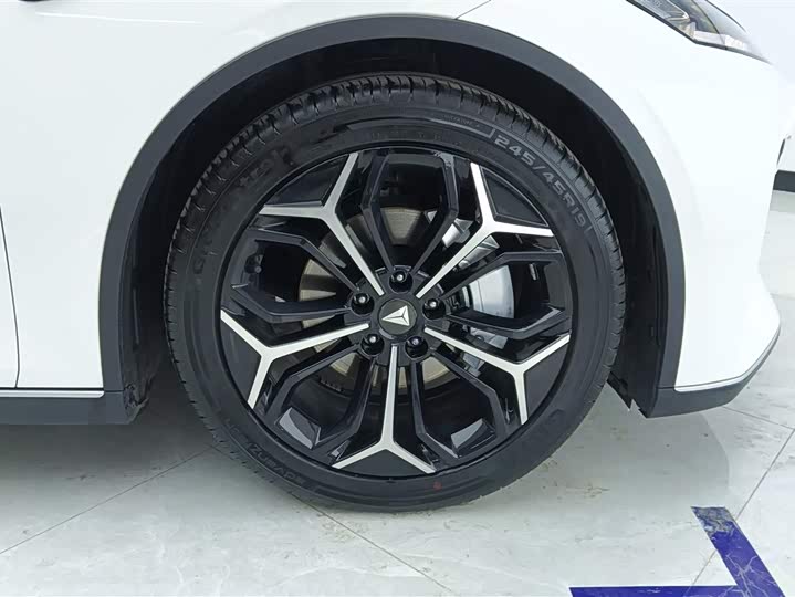 Фото 6 - Changan Deepal SL03