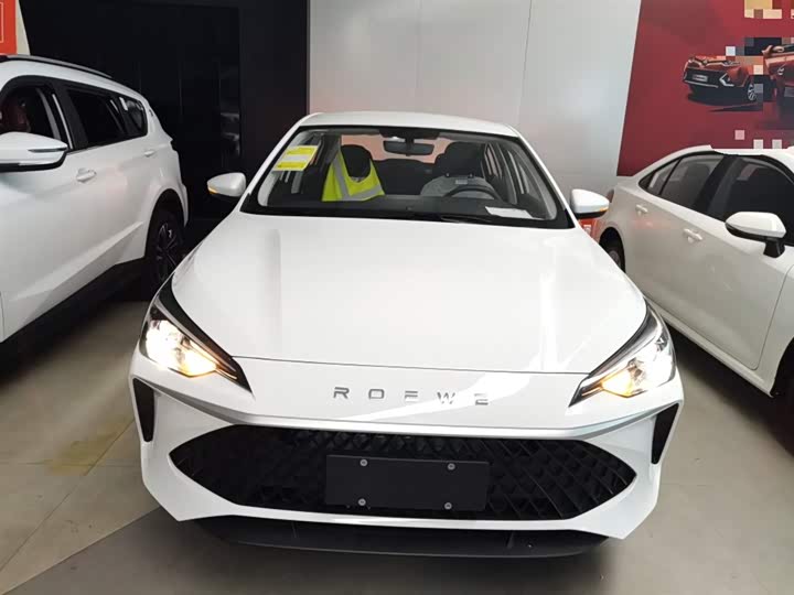 Фото 3 - Roewe i5