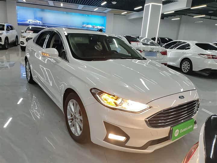 Фото 4 - Ford Mondeo