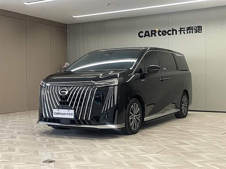 Фото 1 - GAC Trumpchi M8