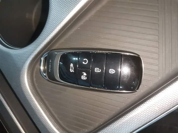 Фото 9 - GAC Aion Y