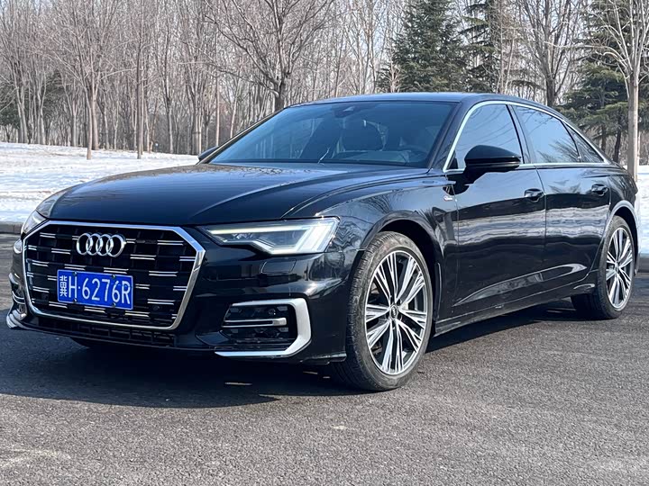 Фото 2 - Audi A6L