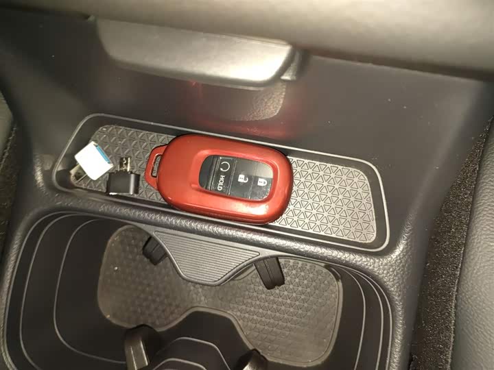 Фото 9 - Honda CR-V