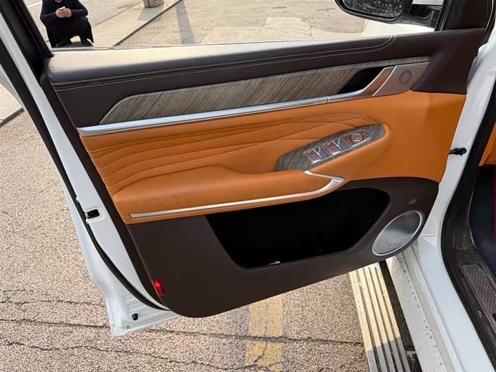 Фото 6 - Tank 500