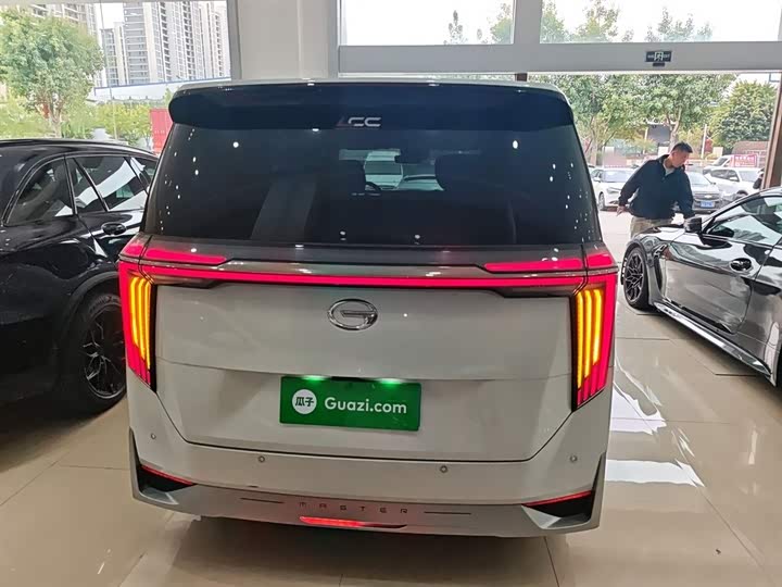 Фото 6 - GAC Trumpchi M8