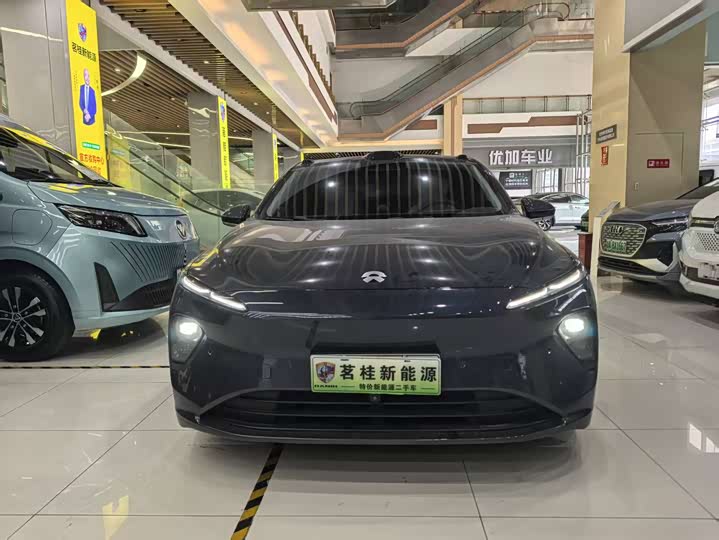 Фото 2 - Nio ET7