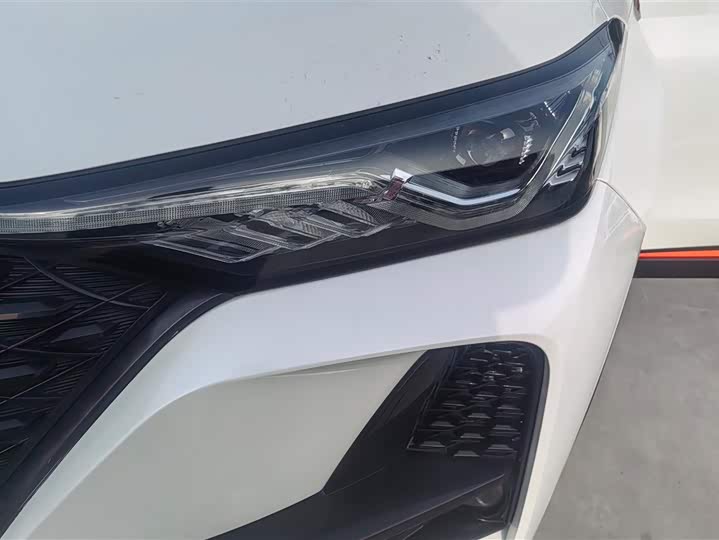 Фото 5 - Changan CS75 Plus