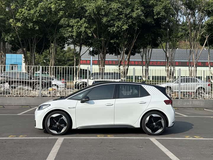 Фото 3 - Volkswagen ID.3