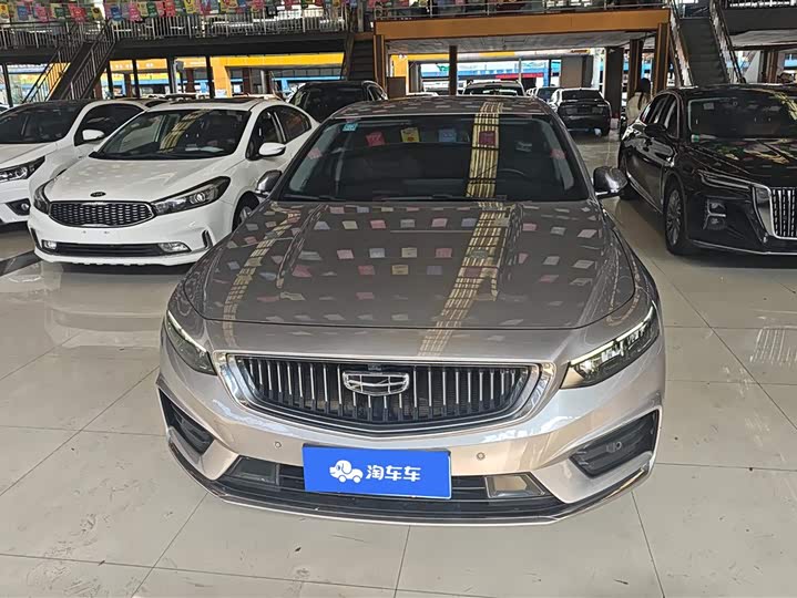 Фото 2 - Geely Preface