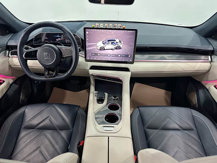 Фото 3 - Zeekr 001