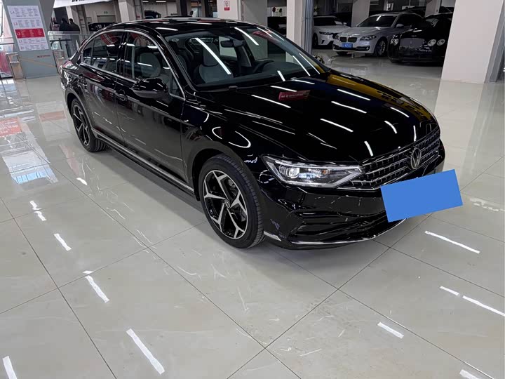 Фото 3 - Volkswagen Magotan