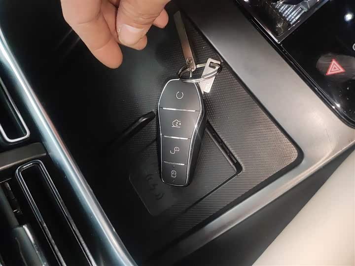 Фото 9 - BYD Song Plus Hybrid/EV