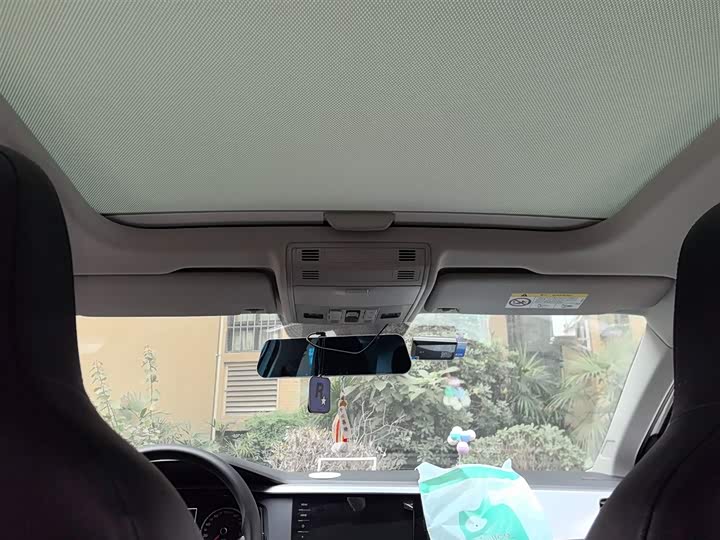 Фото 9 - Volkswagen Polo