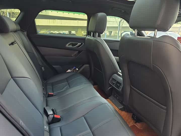 Фото 7 - Land Rover Range Rover Velar