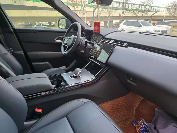 Фото 8 - Land Rover Range Rover Velar