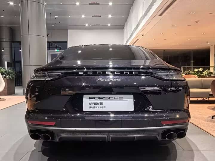 Фото 4 - Porsche Panamera