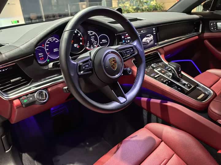 Фото 5 - Porsche Panamera