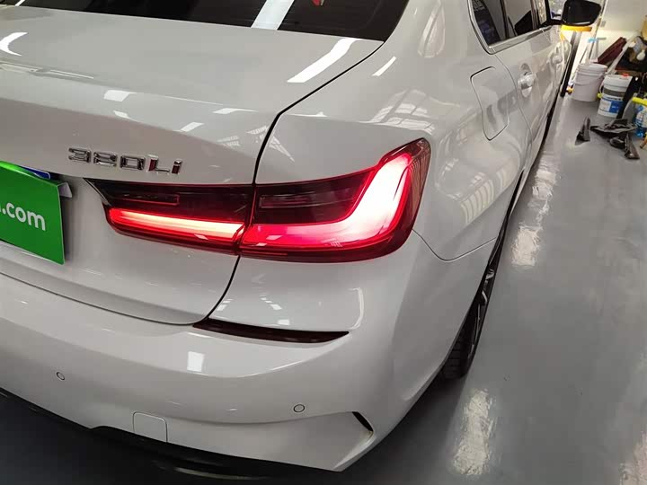 Фото 8 - BMW 3 Series