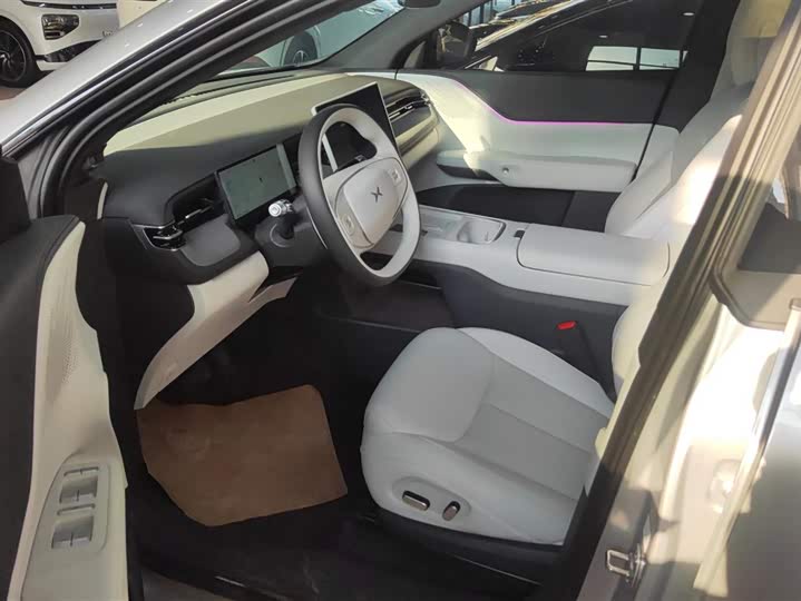 Фото 9 - XPeng G6