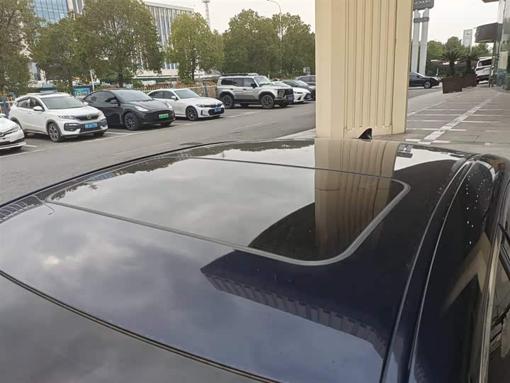 Фото 6 - Lexus ES