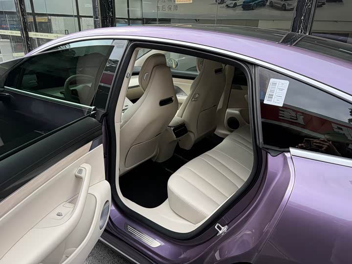 Фото 7 - Luxeed S7