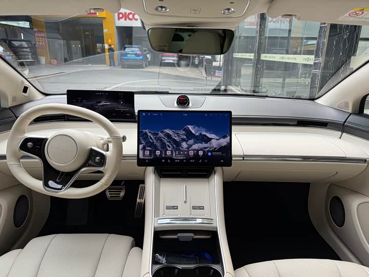 Фото 8 - Luxeed S7