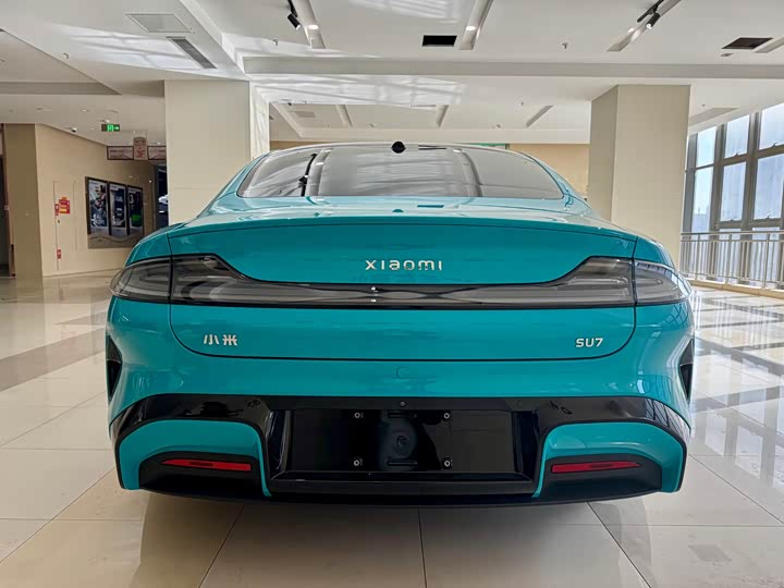 Фото 6 - Xiaomi SU7